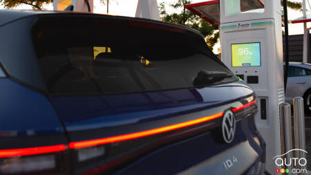 Volkswagen ID.4 : trois ans de recharge rapide gratuite grâce à Electrify Canada